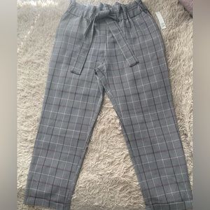 High waisted Cropped Paper Bag Pants